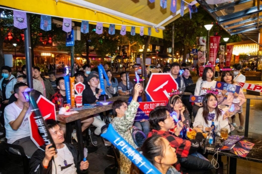 小沃科技联合腾讯,开启上海S10城市峡谷主题月活动